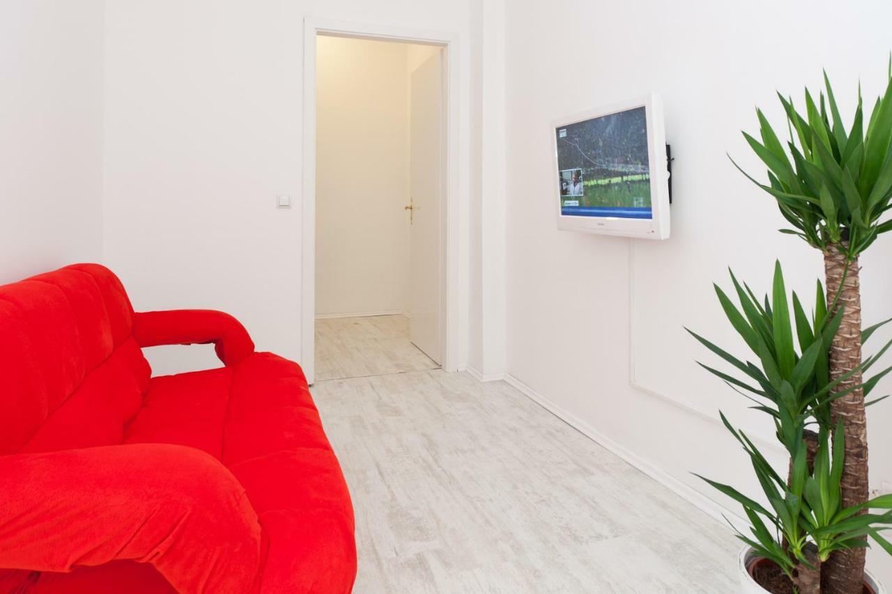 The Cloud Apartment Berlin Exterior photo